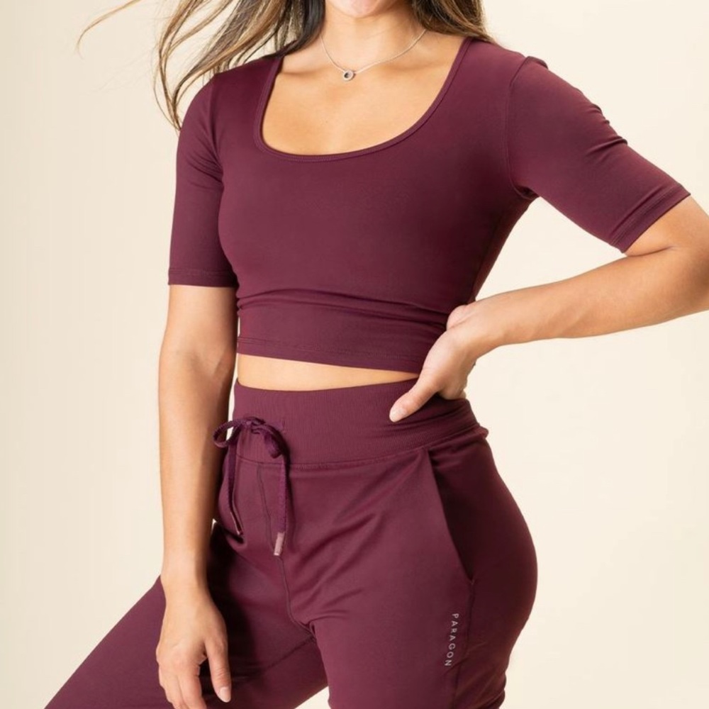 Paragon fitwear short sleeve scoop neck